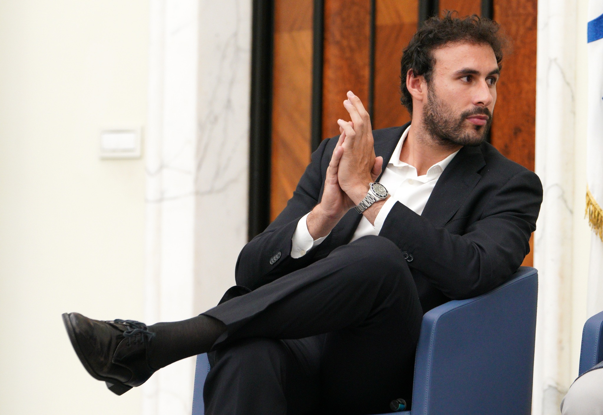 Marco Fichera durante un incontro istituzionale